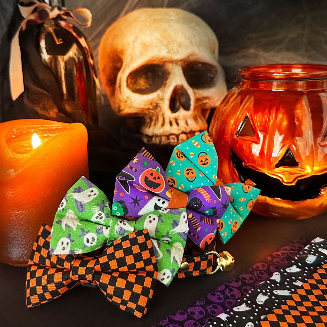 Halloween Cat Collar - "Witch's Brew" - Candy, Witch Hats & Pumpkins Cat Collar - Breakaway Buckle or Non-Breakaway / Cat, Kitten + Small Dog Sizes