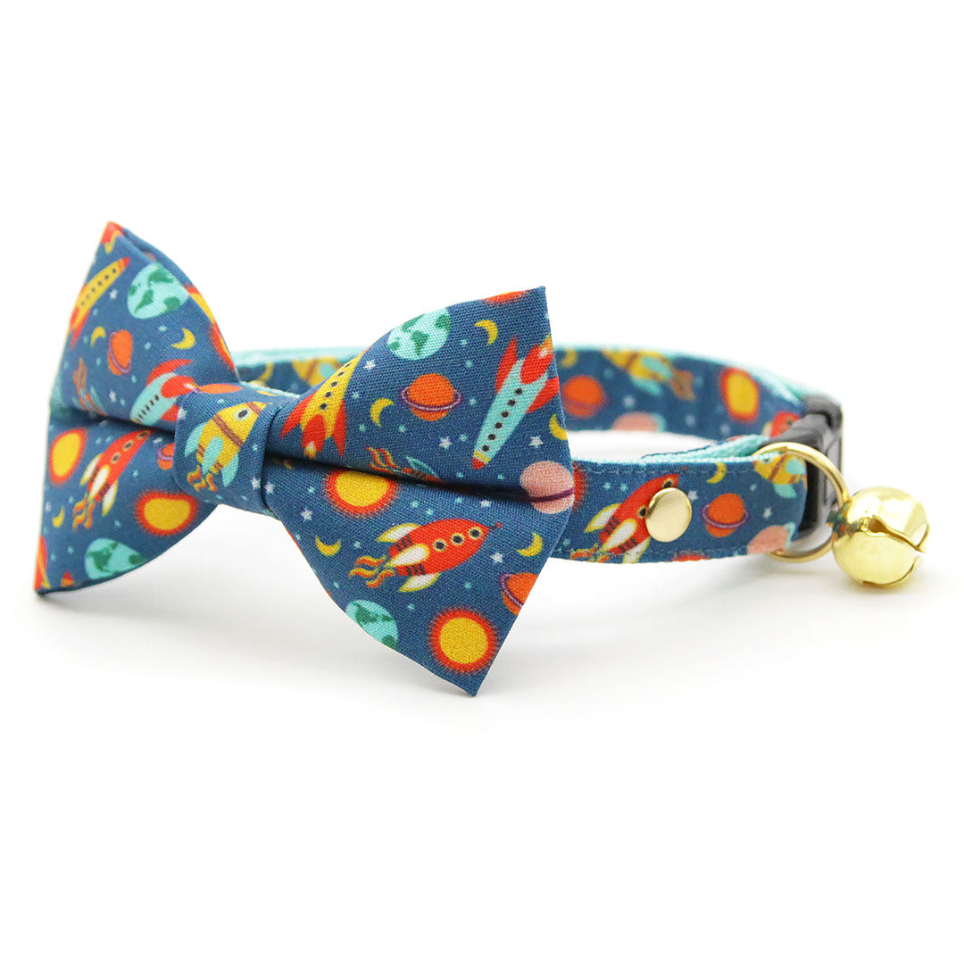 Bow Tie Cat Collar Set - "Retro Rockets" - Space Cat Collar w/ Matching Bowtie / Galaxy, Planets, Sci-Fi, Spaceship, NASA, Astronomy / Cat + Small Dog