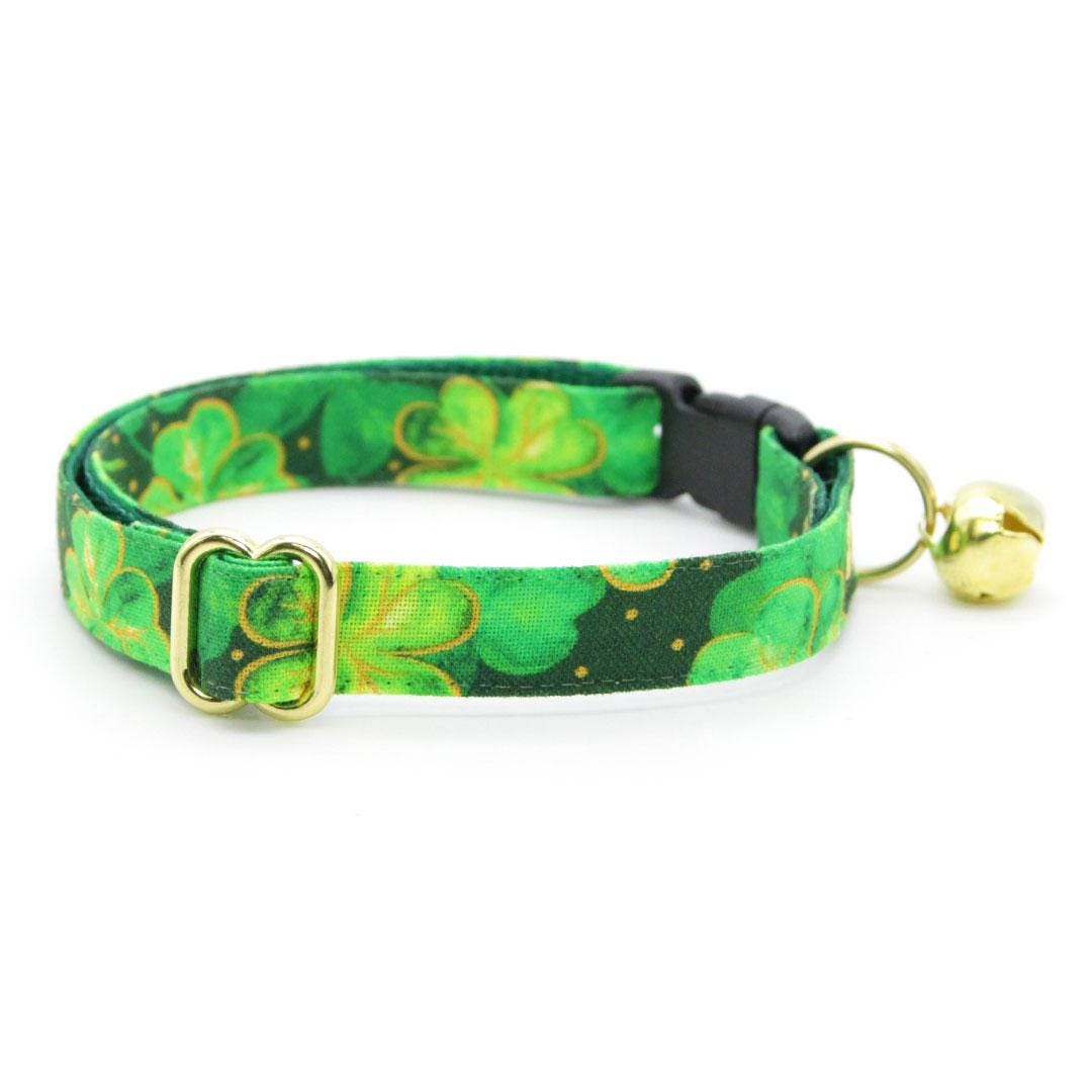Cat Collar - "Irish Garden" - St. Patrick's Day Green Shamrock Cat Collar / Breakaway or Non-Breakaway / Lucky Clover / Cat + Small Dog