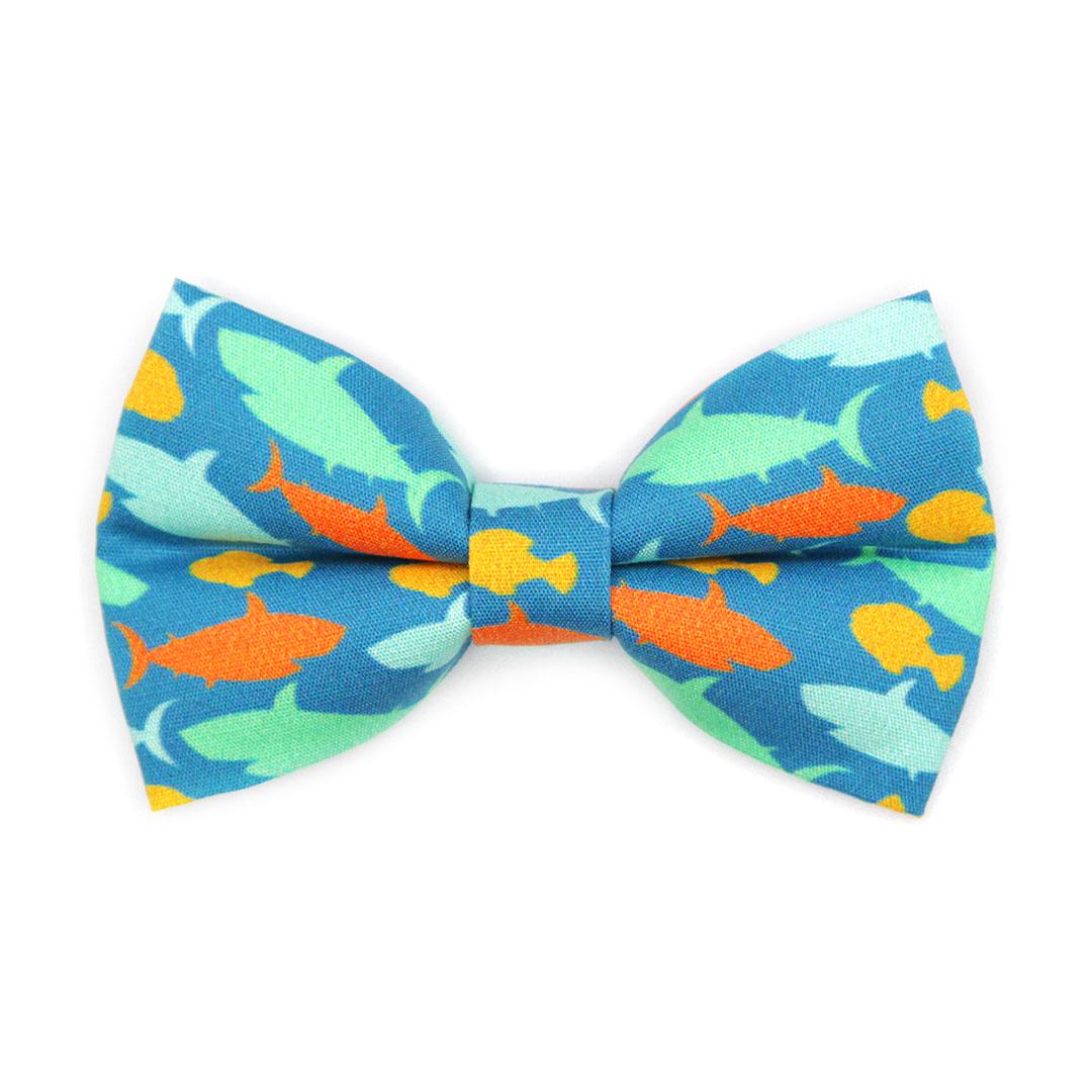 Bow Tie Cat Collar Set - "Fintastic" - Blue Shark Cat Collar with Bow Tie / Ocean, Sea, Aquatic, Fish, Goldfish, Summer / Cat, Kitten, Small Dog Sizes