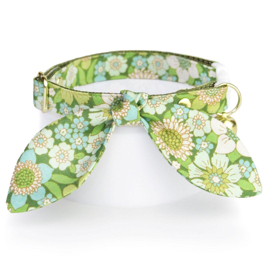 Cat Collar - "Sage Garden" - Retro Floral Botanical Green Cat Collar / Breakaway Buckle or Non-Breakaway / Cat, Kitten + Small Dog Sizes