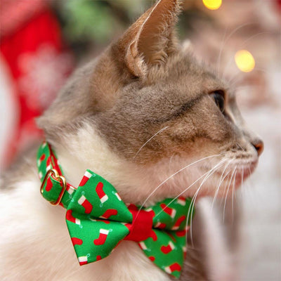 Holiday Cat Collar - "Christmas Stockings" - Red Socks on Green Cat Collar / Breakaway Buckle or Non-Breakaway / Cat, Kitten + Small Dog Sizes