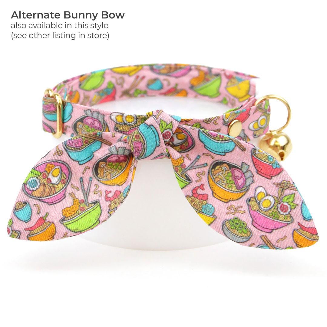 Ramen Cat Collar + Flower Set - "Ramen Love - Pink" - Food Cat Collar w/ Baby Pink Felt Flower (Detachable) / Noodles, Fun, Asian / Cat, Kitten + Small Dog Sizes
