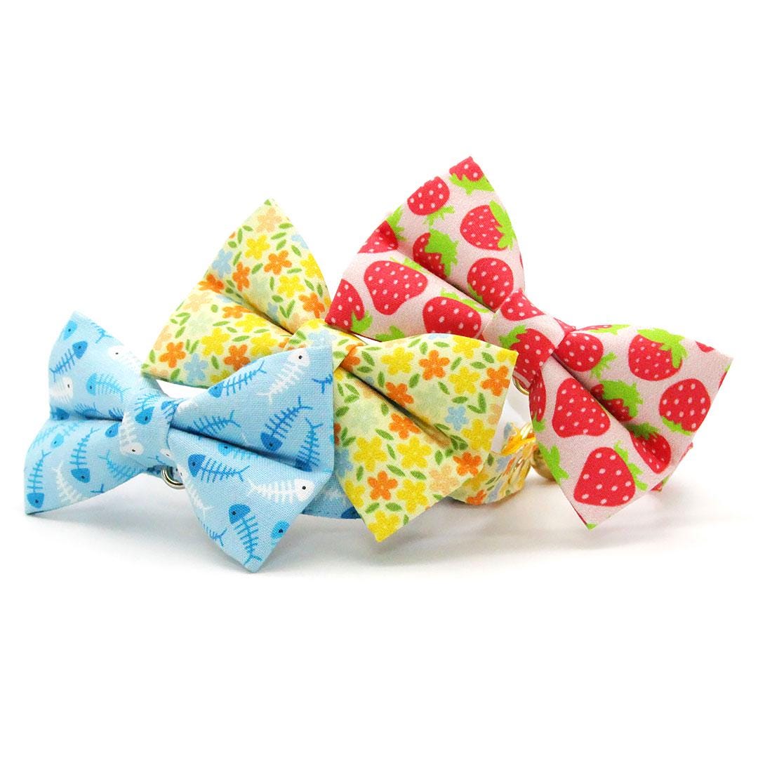 Fish Bow Tie Cat Collar Set - "Go Fish" - Ocean Blue Cat Collar with Bow Tie / Fishing, Fish Bone, Sardines, Fun, Sea / Cat, Kitten, Small Dog Sizes