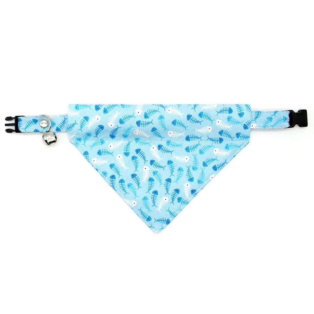Fish Cat Collar - "Go Fish" - Ocean Blue Cat Collar / Breakaway Buckle or Non-Breakaway / Fishing, Sea, Seafood, Sardine / Cat, Kitten + Small Dog Sizes