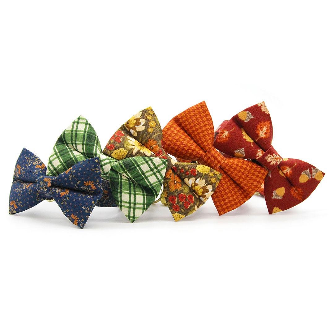 Fall Cat Collar - "Acorn Hill" - Burgundy Autumn Leaves Cat Collar / Thanksgiving / Breakaway Buckle or Non-Breakaway / Cat, Kitten + Small Dog Sizes