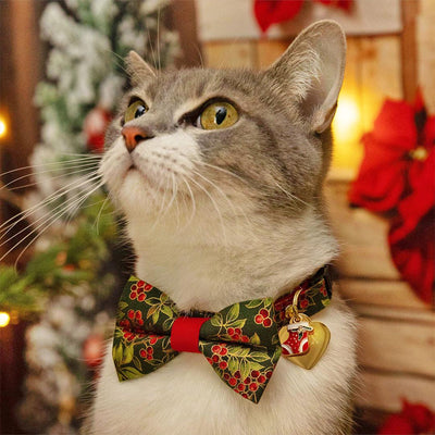 Bow Tie Cat Collar Set - "Yuletide Berries" - Christmas Holly Berry Cat Collar with Bow Tie / Holiday Red & Green / Cat, Kitten, Small Dog Sizes