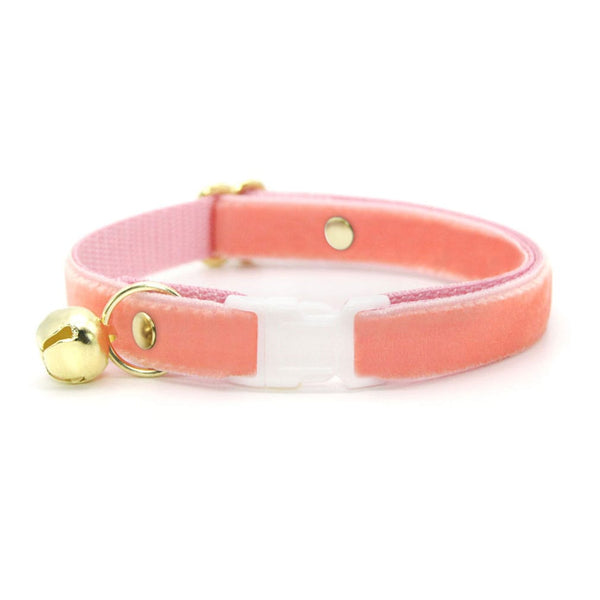 pink chanel cat collar