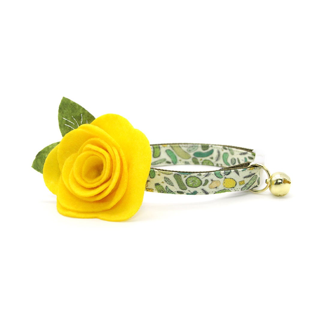 Cat Collar - "Kind of a Big Dill" - Pickle Cat Collar / Cucumber, Food / Breakaway Buckle or Non-Breakaway / Cat, Kitten + Small Dog Sizes