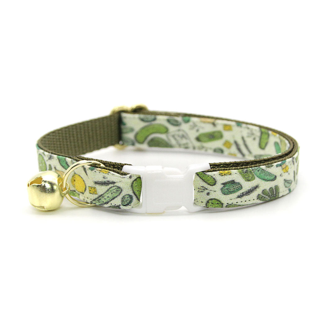Bow Tie Cat Collar Set - "Kind of a Big Dill" - Green Pickle Cat Collar w/ Matching Bowtie / Cucumber / Cat, Kitten, Small Dog Sizes