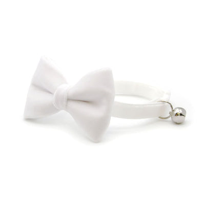Pet Bow Tie - "Velvet - Snowy White" - Velvet White Bow Tie for Cat / For Cats + Small Dogs (One Size)