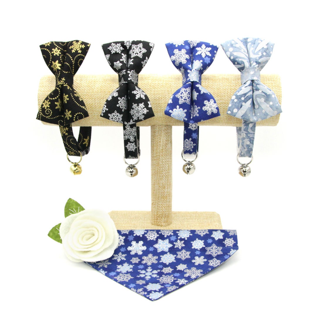 Winter Cat Collar - "Shimmering Snowflakes - Blue" - Metallic Silver & Blue Cat Collar / Solstice / Breakaway Buckle or Non-Breakaway / Cat, Kitten + Small Dog Sizes