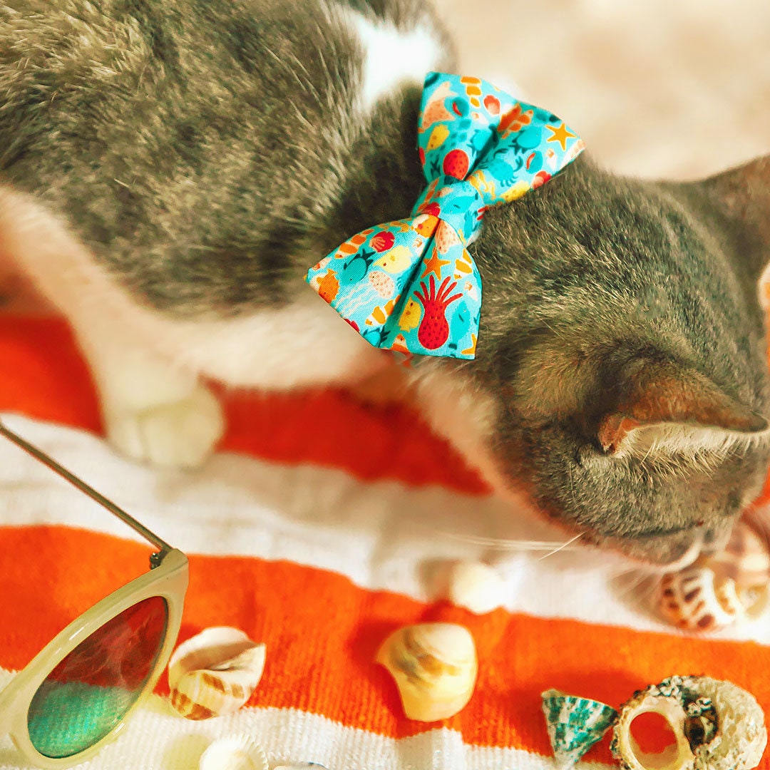 Pet Bow Tie - "Ocean Life" - Aquatic Cat Bow Tie / Summer, Fish, Beach, Sea, Marine / For Cats + Small Dogs (One Size)