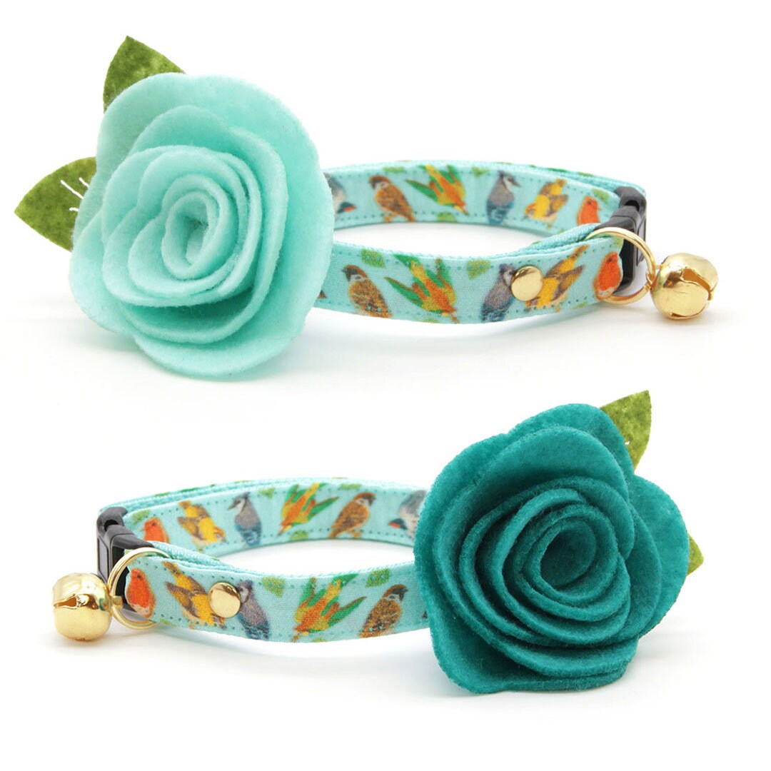 Cat Collar - "Birds of a Feather" - Robin's Egg Blue Bird Cat Collar / Bird Lover / Breakaway Buckle or Non-Breakaway / Cat, Kitten + Small Dog Sizes