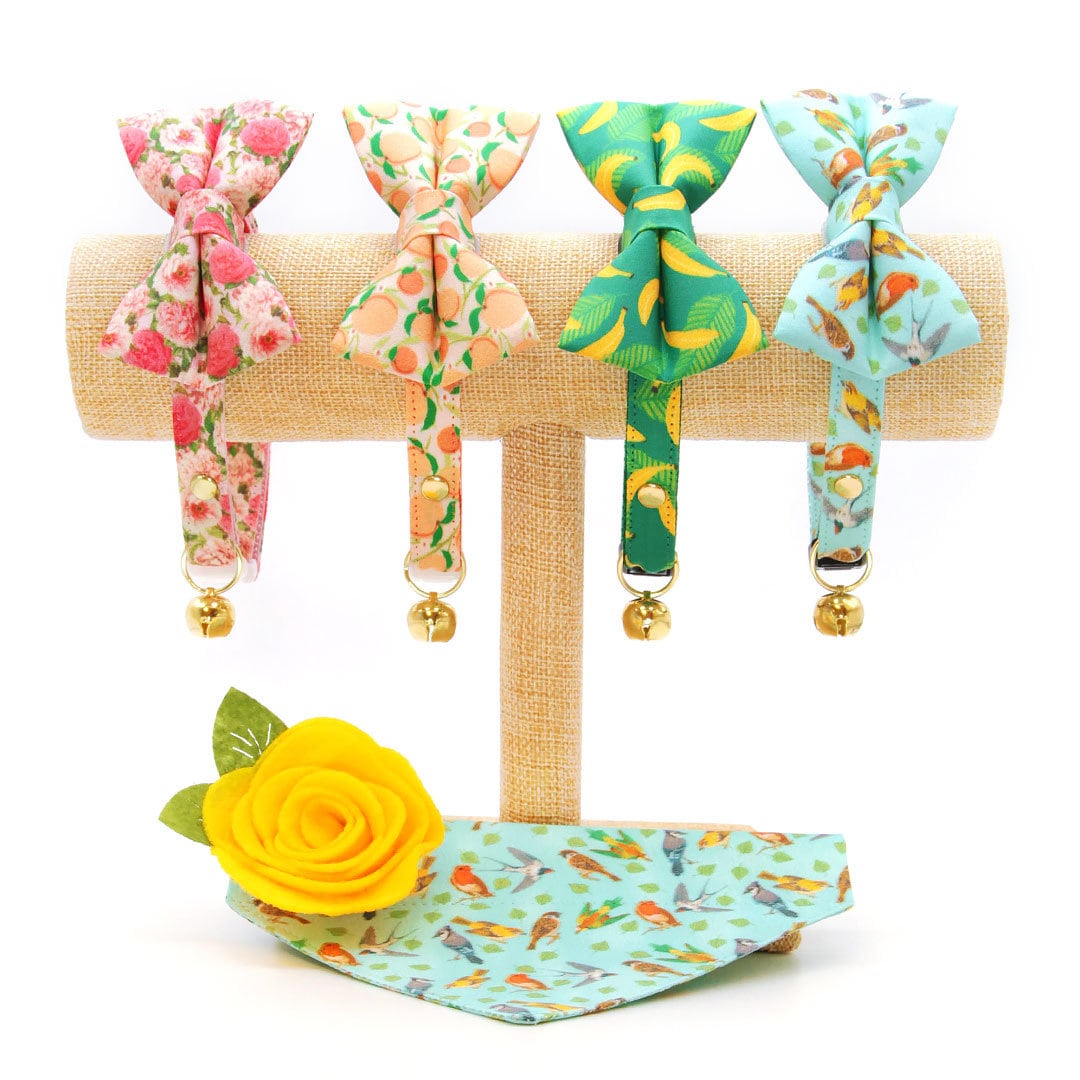 Pet Bow Tie - "Going Bananas - Green" - Banana Cat Bow Tie / Spring + Summer / For Cats + Small Dogs (One Size)