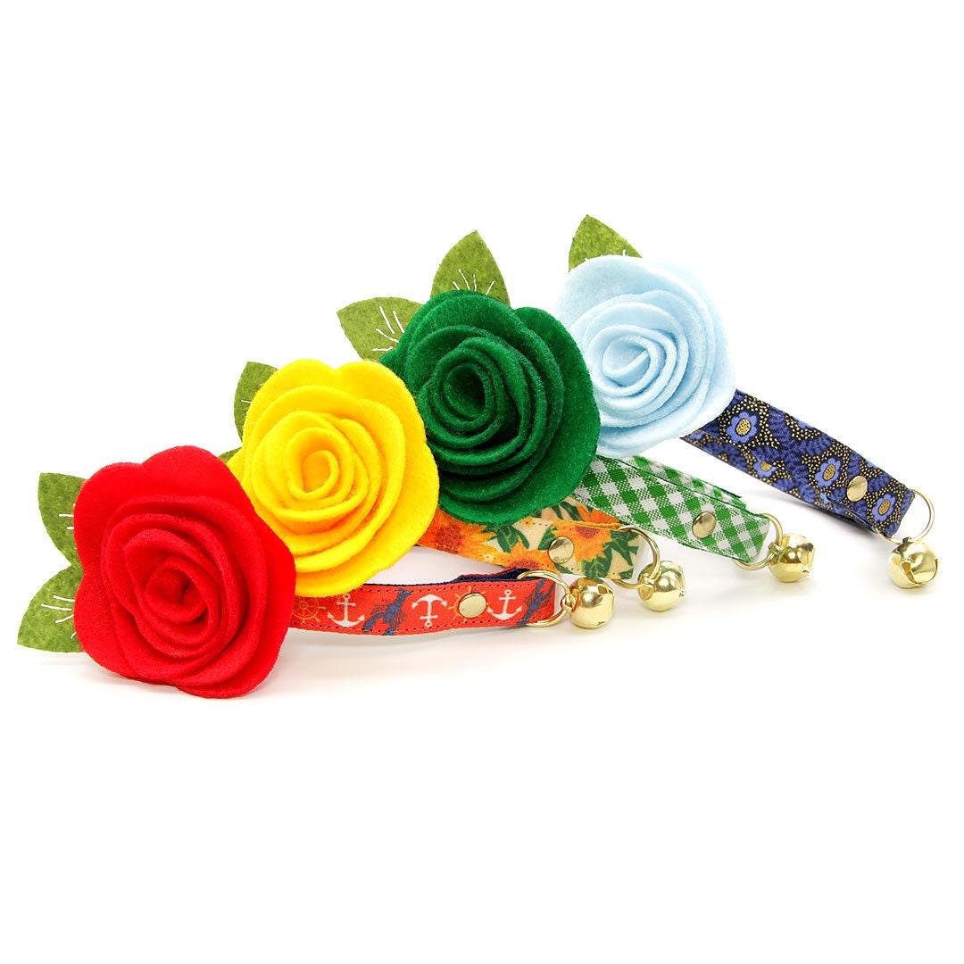 Cat Collar - "Sunflowers" - Yellow Floral Cat Collar / Summer, Fall, Garden / Breakaway Buckle or Non-Breakaway / Cat, Kitten + Small Dog Sizes