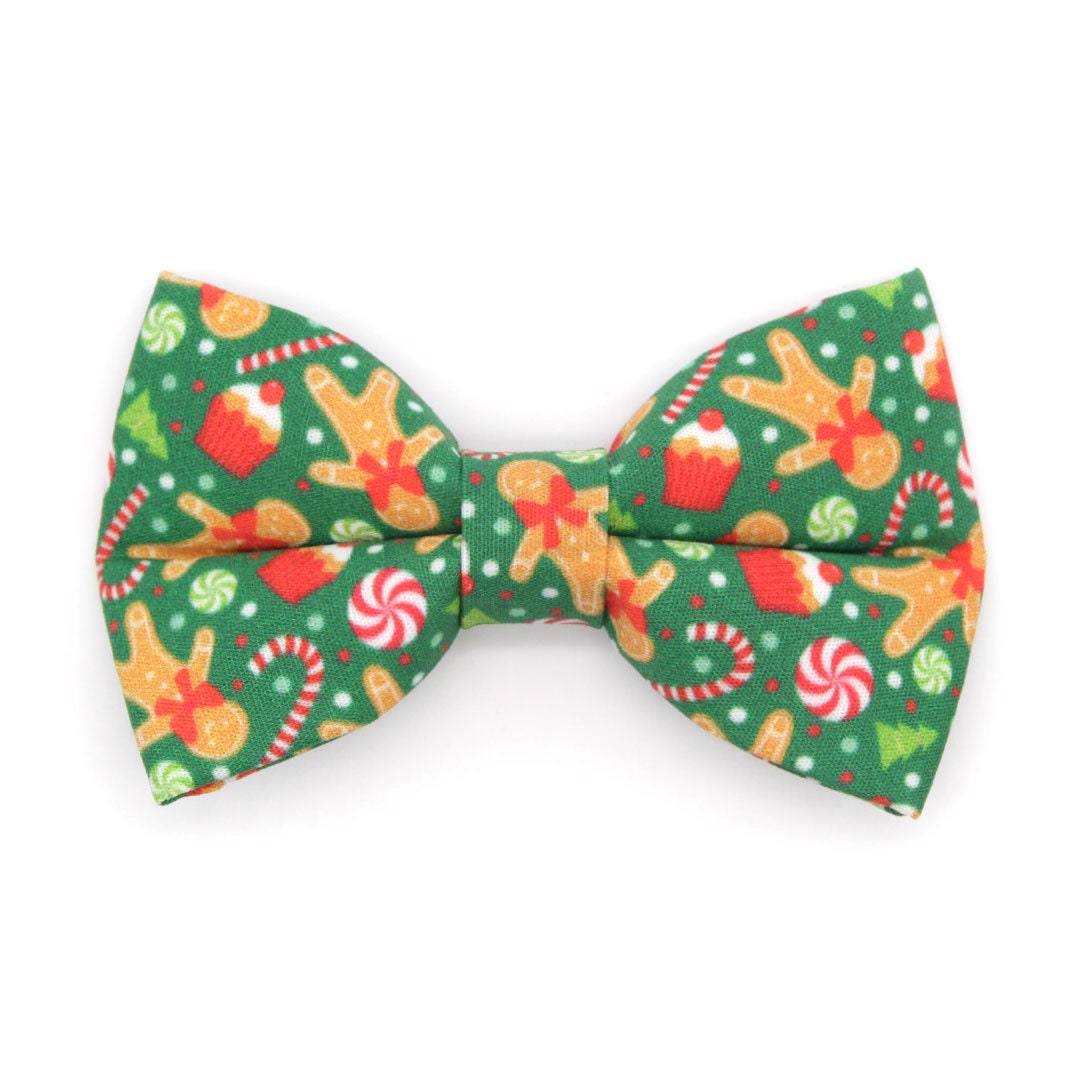 Bow Tie Cat Collar Set - "Christmas Treats - Green" - Gingerbread Holiday Cat Collar w/ Matching Bowtie / Cat, Kitten, Small Dog Sizes