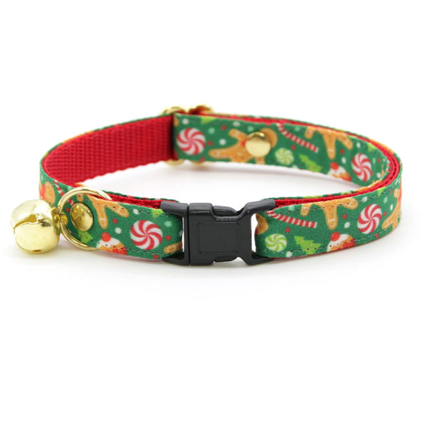 Made by Cleo green gingerbread Christmas treats breakaway cat collar