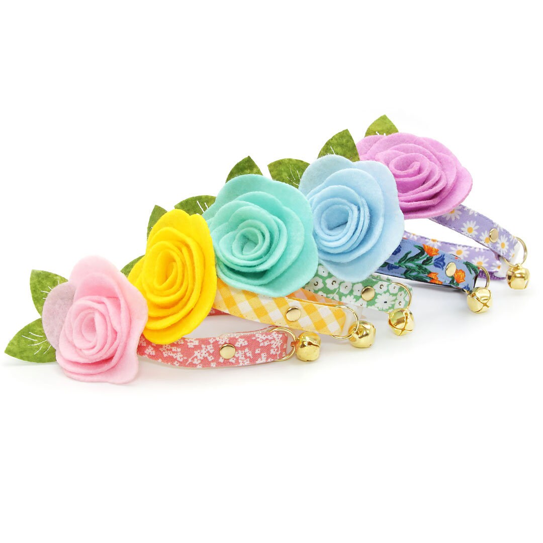Cat Collar + Flower Set - "Apple Blossom" - Floral Pastel Green Cat Collar w/ Leaf Green Felt Flower (Detachable)